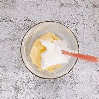 制作白巧芝士蛋糕的用料