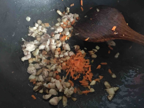 鸡腿包饭丘比沙拉汁