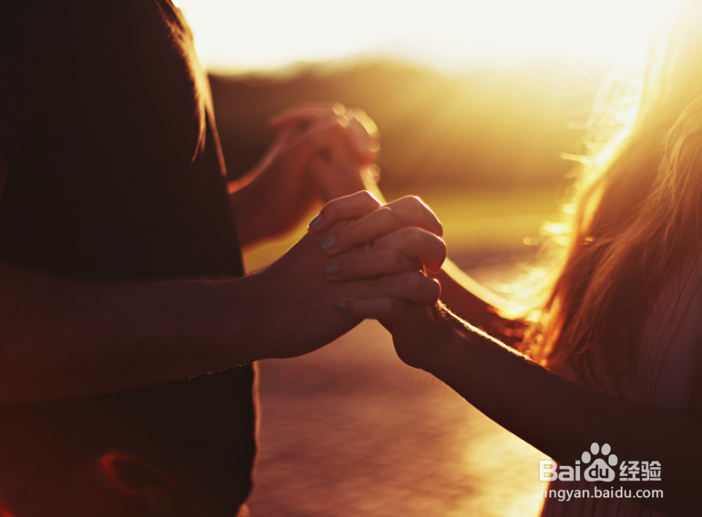 通过酒后行为了解一个人