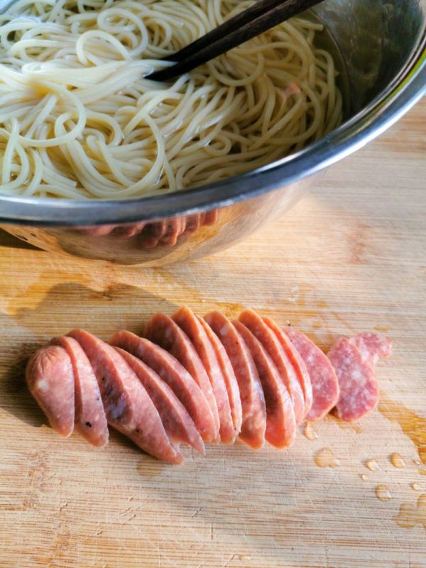 牛肉肠黑椒意面