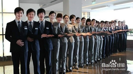 汽车4S店在线办公系统如何实现多分店协同管理?