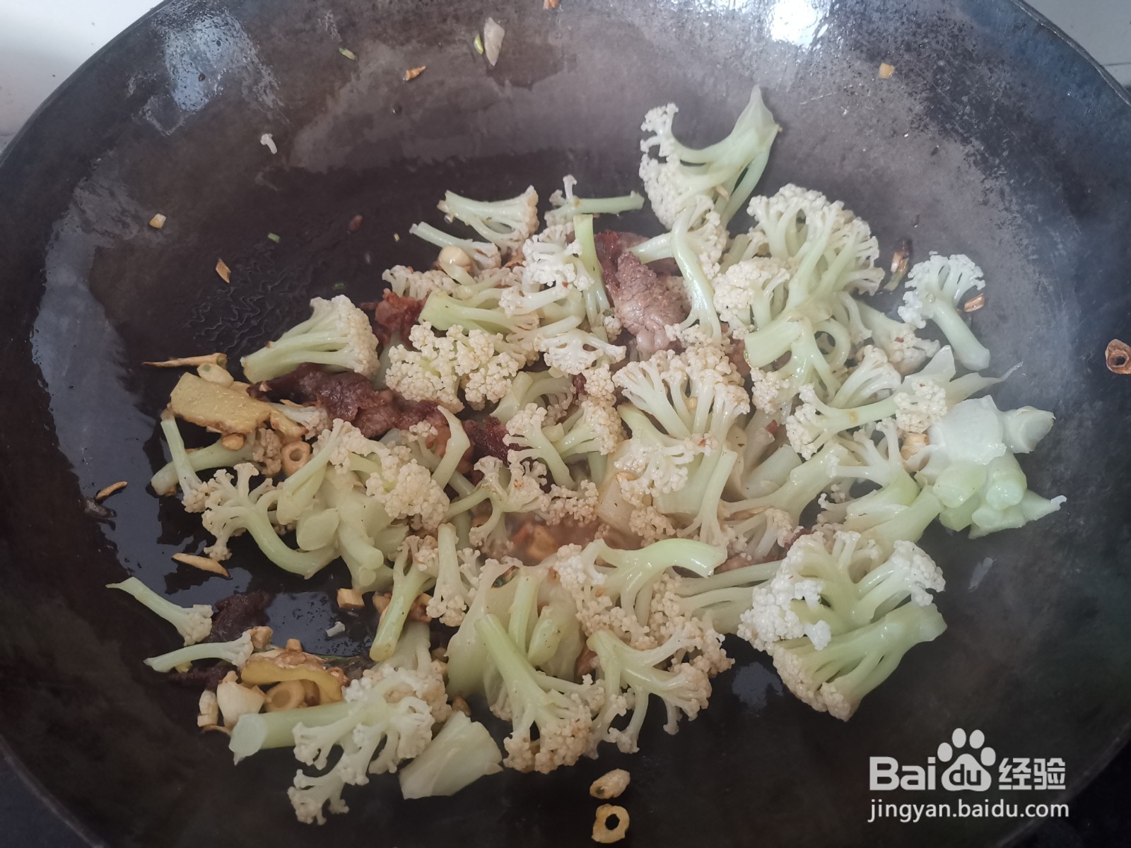 肉片炒香菇花菜