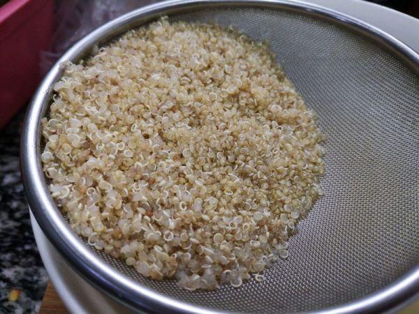 时蔬藜麦胚芽米便当