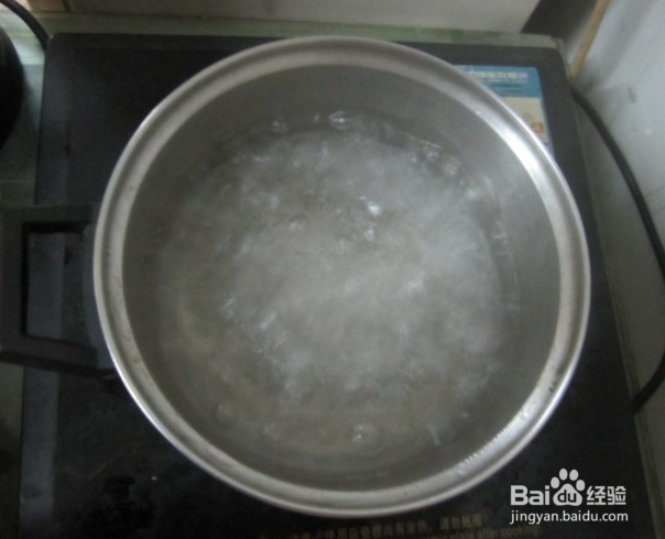 火腿鸡蛋方便面的做法