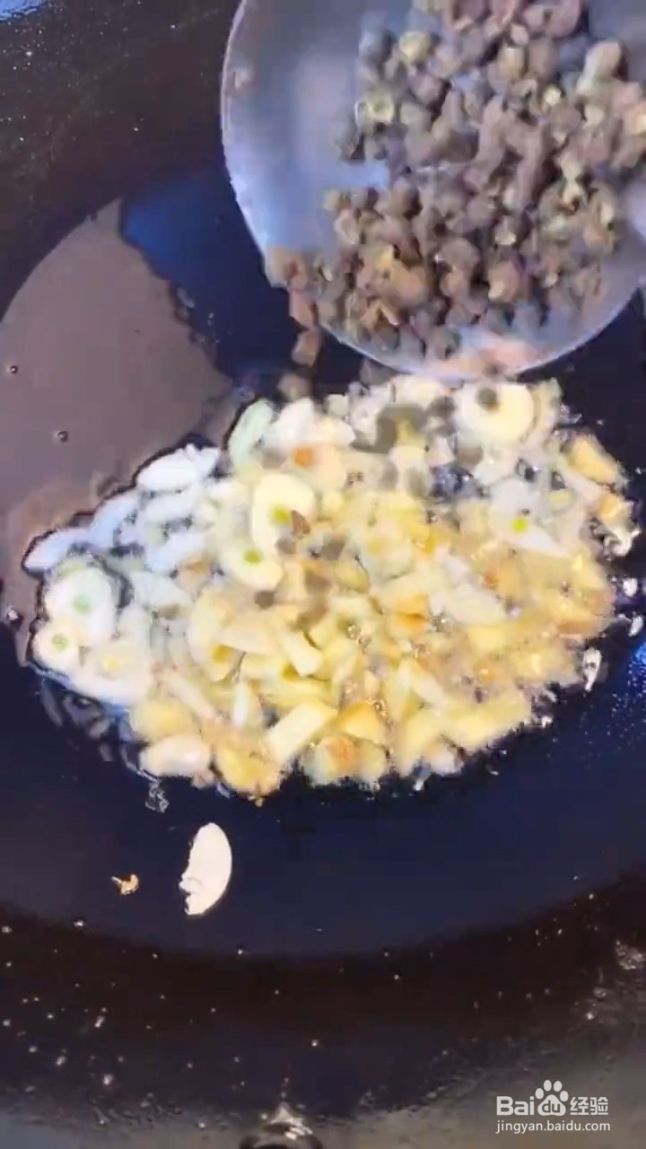 如何制作好吃又下饭的辣子鸡？