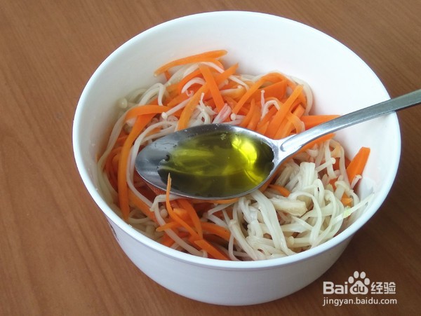 金针菇拌胡萝卜