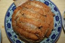 扣肉的若干做法：[2]芋头扣肉