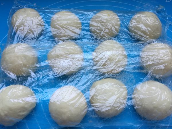 香浓炼乳排骨包