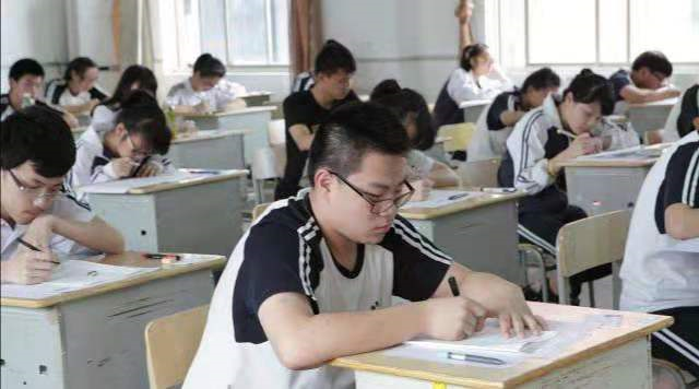 2021深圳中考要考多少分才能上高中