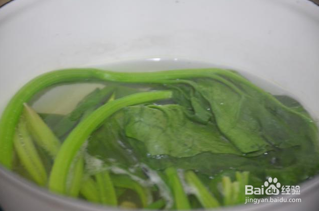 夏季小吃菠菜南瓜面