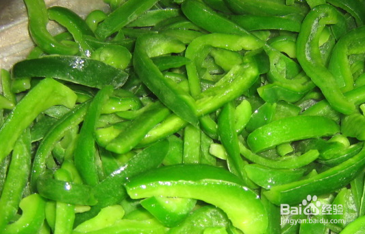 东北家常菜尖椒炒肥肠