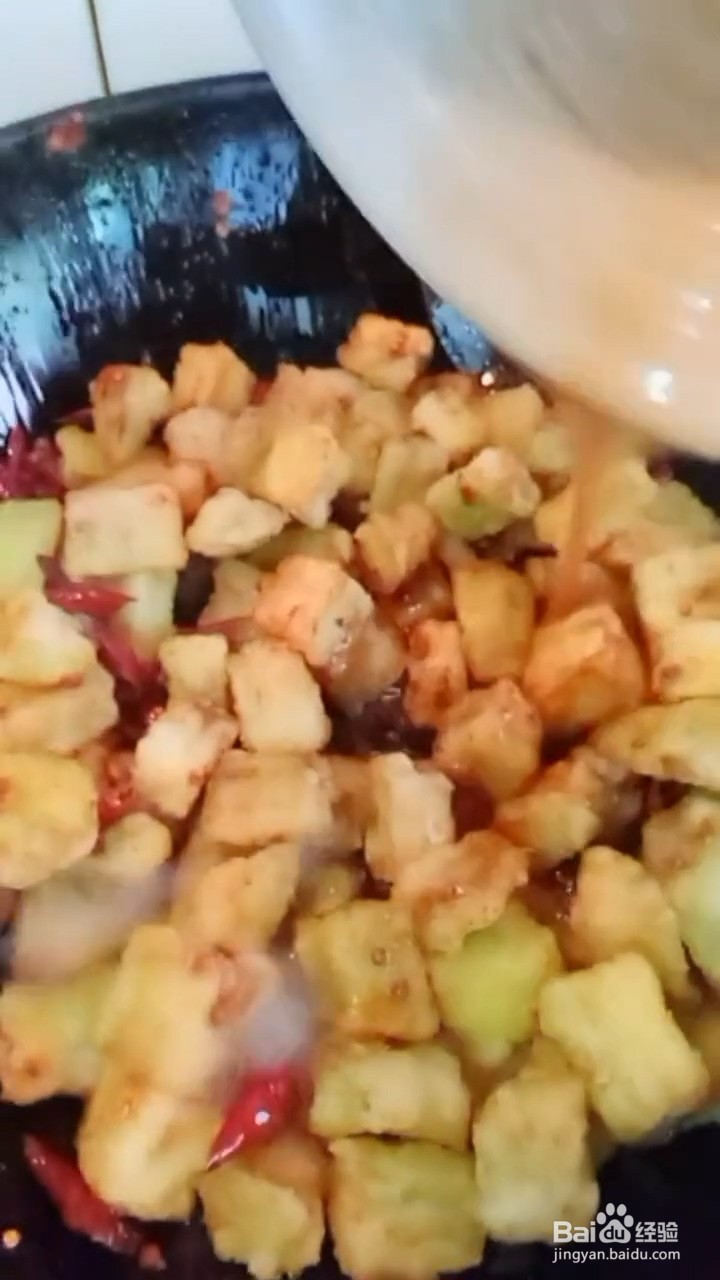 如何自制美味好吃的家常宫保茄子