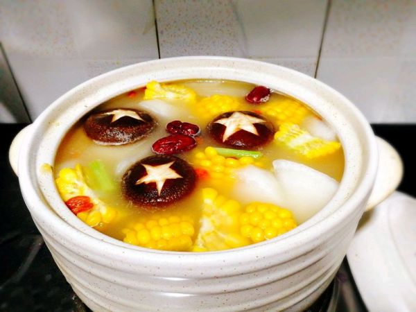 海鲜味什锦火锅#浓汤宝火锅英雄争霸赛#