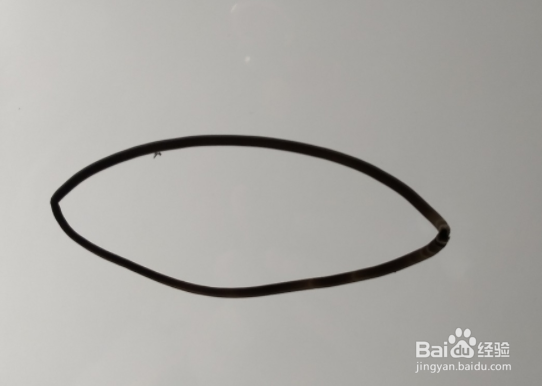 如何画奶油蛋糕的儿童画?