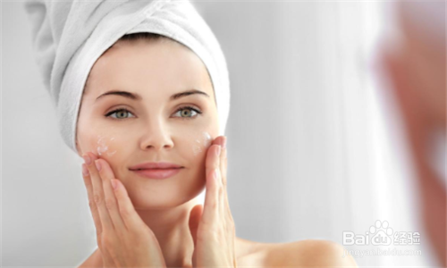 脸上长痘痘都有哪些原因？