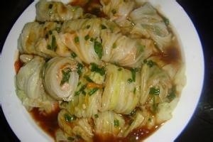 白菜卷肉家常做法_烹饪美食_川菜
