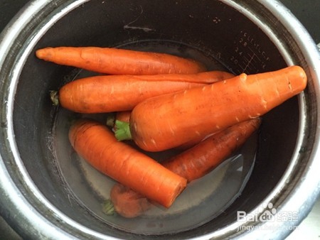 愚人家常面食之“胡萝卜大包”