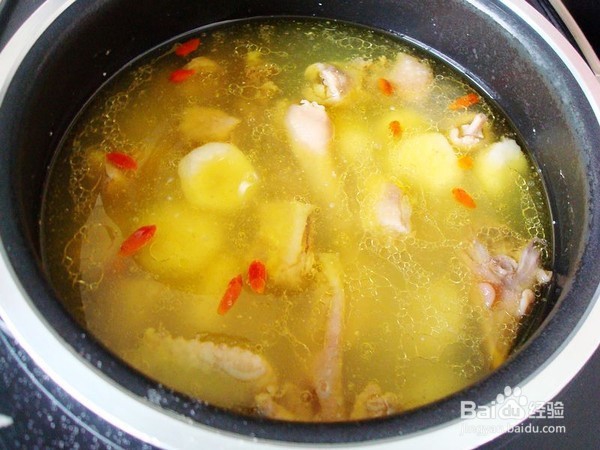电饭煲荸荠炖鸡的做法步骤