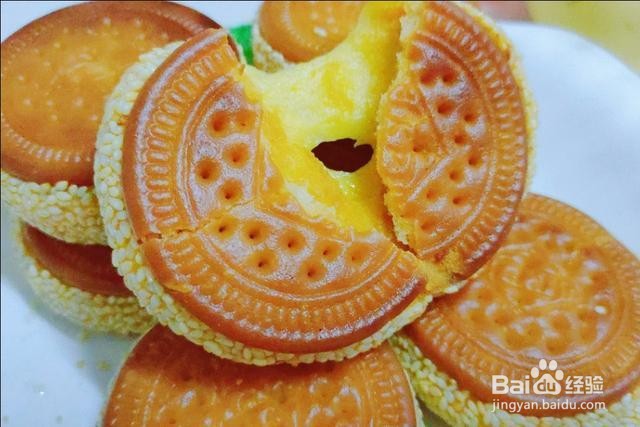 如何在家做出外酥里糯的金钱南瓜饼？