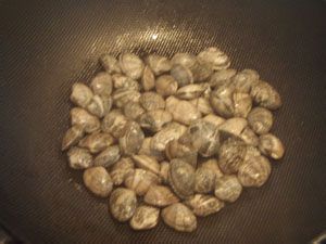 香叶咖哩花蛤意面