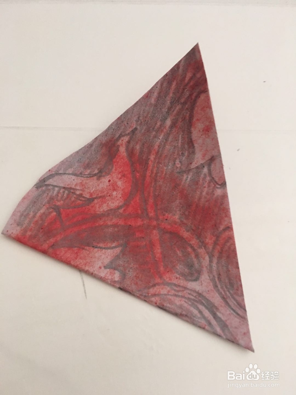 一副漂亮的铃铛鸽子图案 怎样用彩纸裁剪