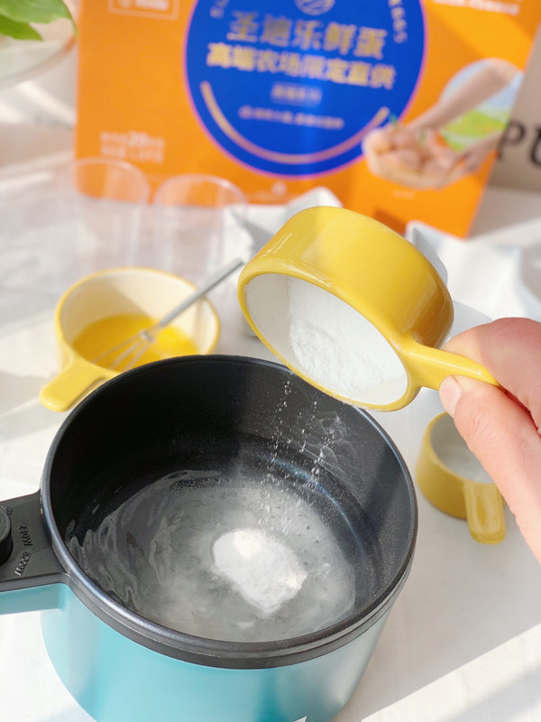 奶香蛋花水晶糕