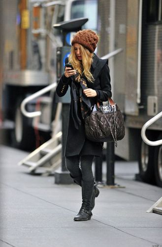 怎样学习绯闻少女实用的冬装搭配