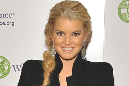 明星演绎6款冬日大热麻花辫