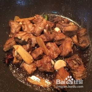 如何做春笋焖排骨