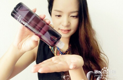 皮肤越来越差赶快给你肌肤补水排毒吧