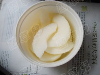 百合雪梨银耳羹