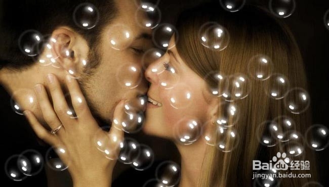 <b>情侣接吻太单调PS制作气泡添加气氛</b>