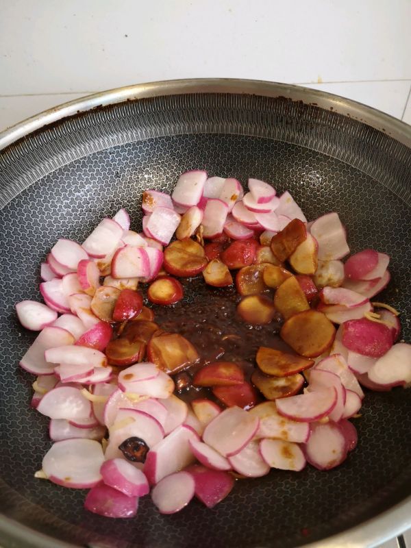 酱香樱桃小萝卜