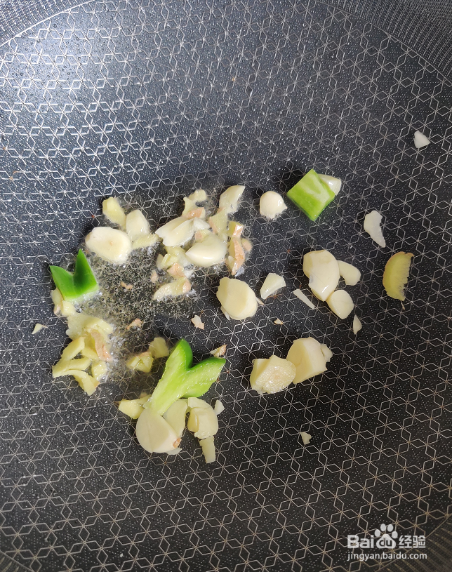 饭店包菜炒粉丝的做法