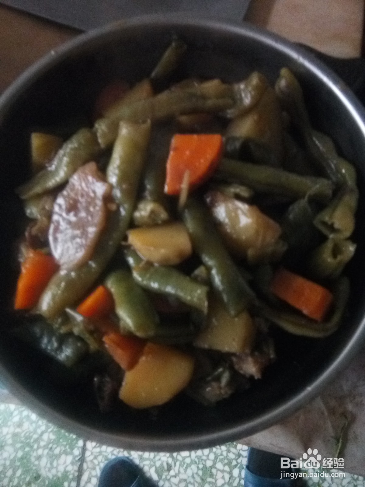 家常菜豆角炖土豆