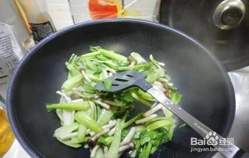 家常菜：素炒蟹味菇