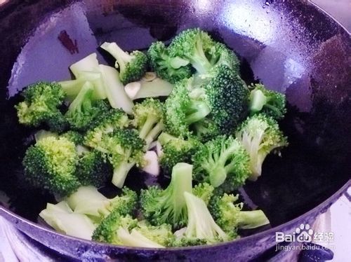 【家庭快手小炒】清淡爽口---清炒西兰花
