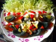 怎样自制酸辣苦苣皮蛋拌豆腐