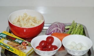 咖喱降意面的做法