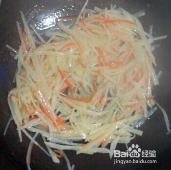 家常醋溜土豆丝的制作