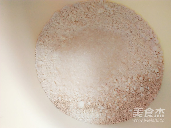 葡萄汁无花果干发糕