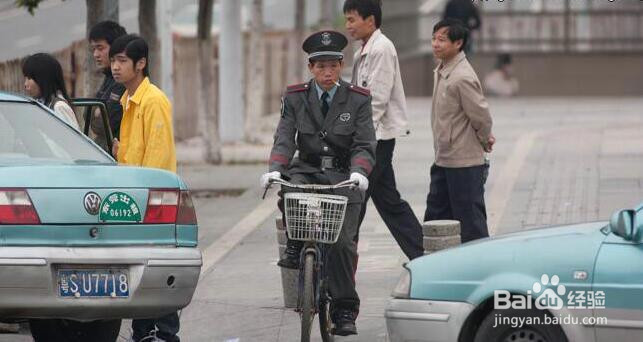 在Lightroom中创建黑白电影淡入淡出效果