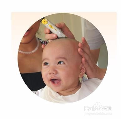 给婴儿理发的关键点