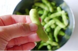 下酒好菜:糟卤毛豆
