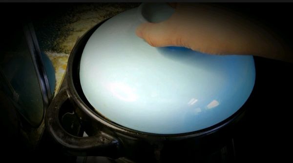 金针菇石屏豆腐煲