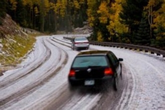 雪天怎样做到安全行驶