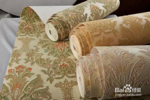 不想敲瓷砖怎么贴墙纸