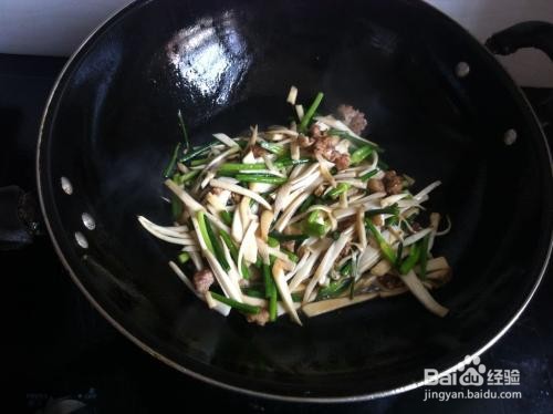 蒜苔炒杏鲍菇