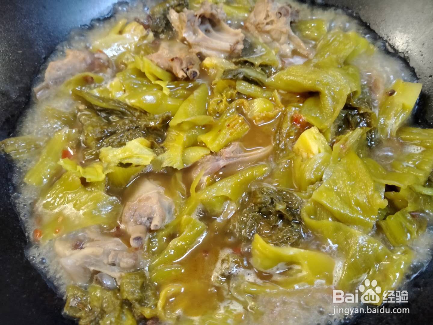 酸菜烧鸭肉做法步骤