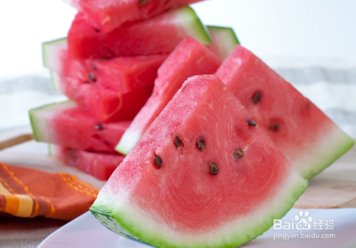 夏季护心常吃下列瓜果